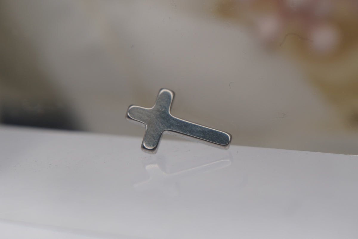 16g Cross in Titanium