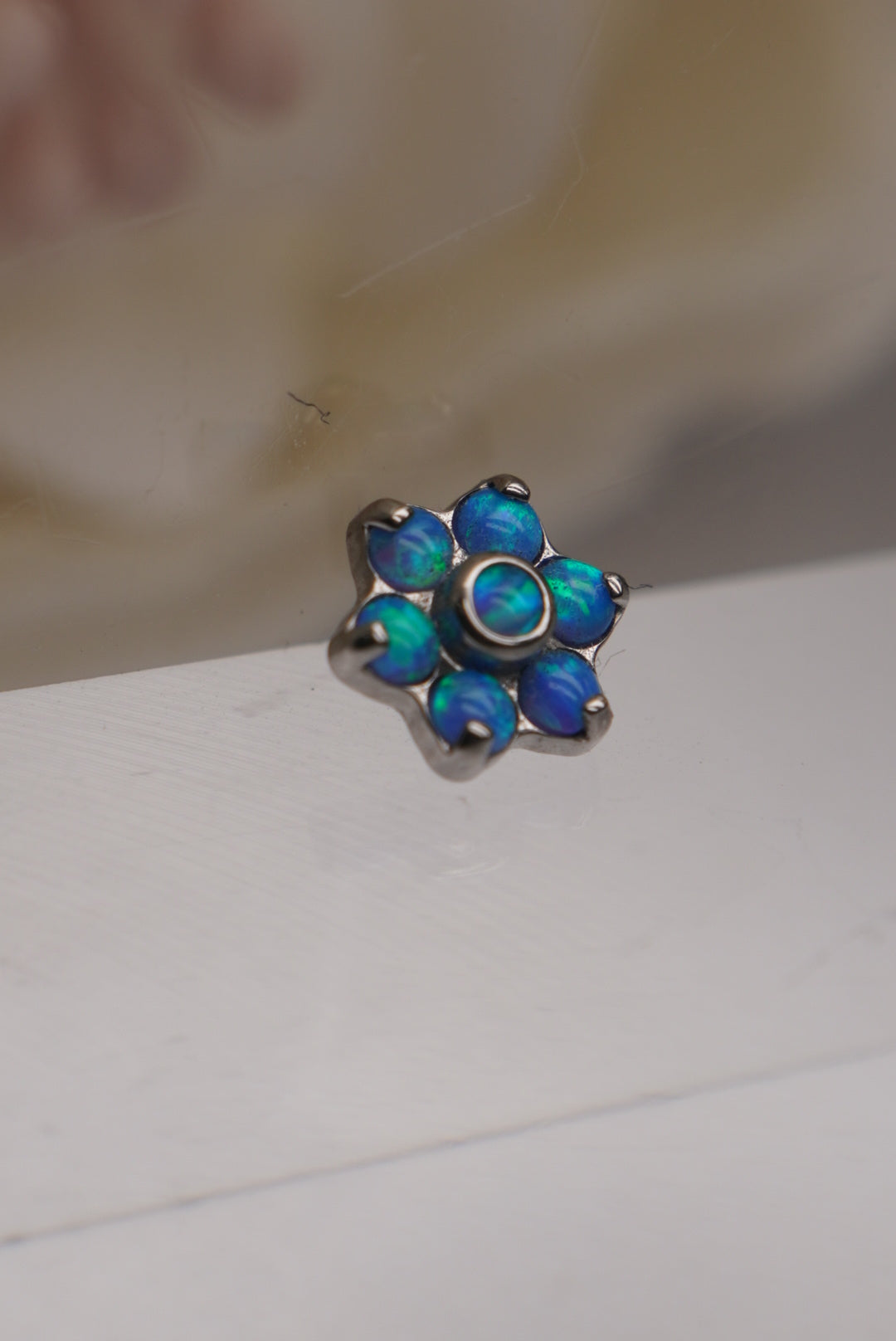 6-Petal Flower 5mm (Capri Blue Opal) 16g
