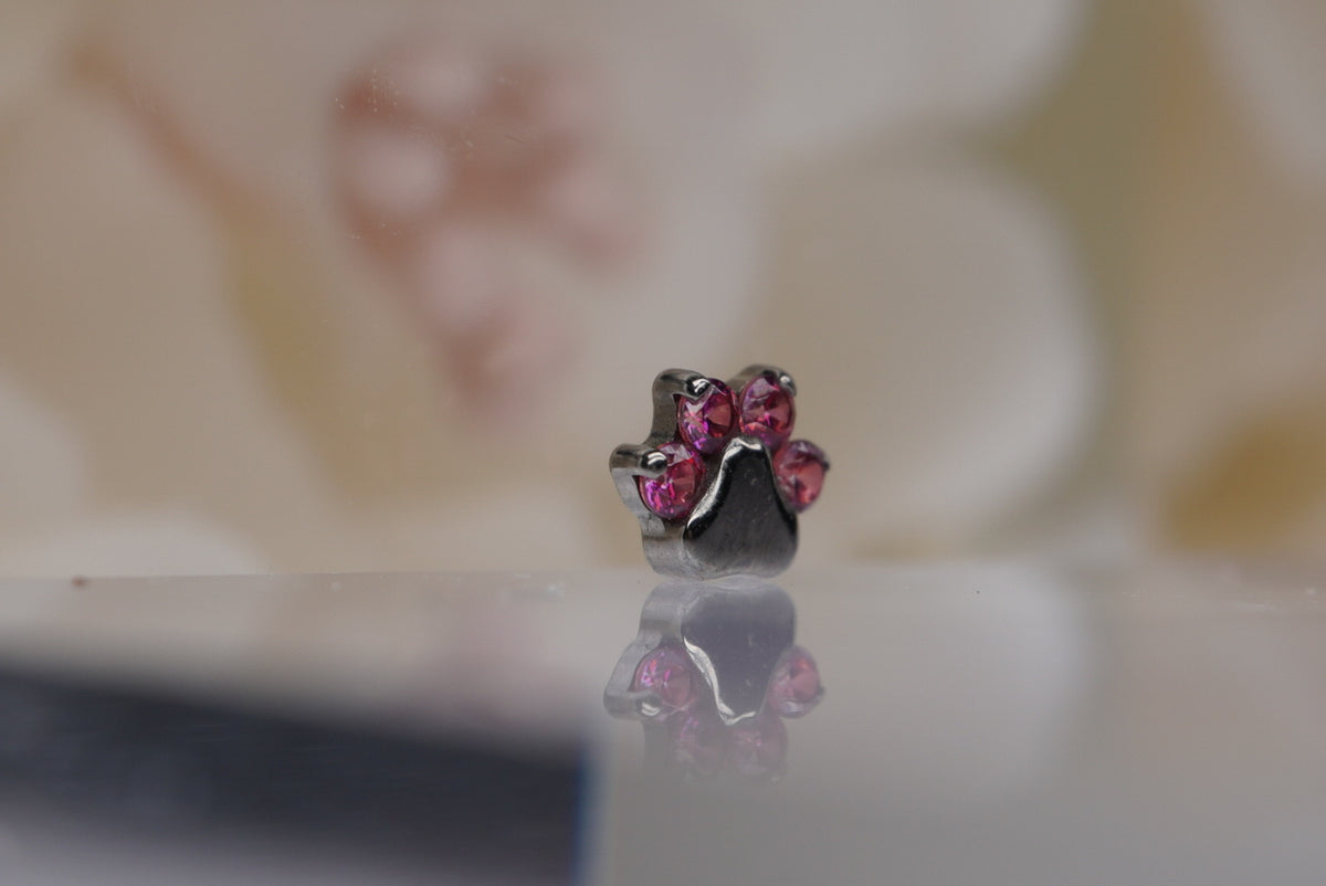 Paw Print with Red Crystals- 12/14g