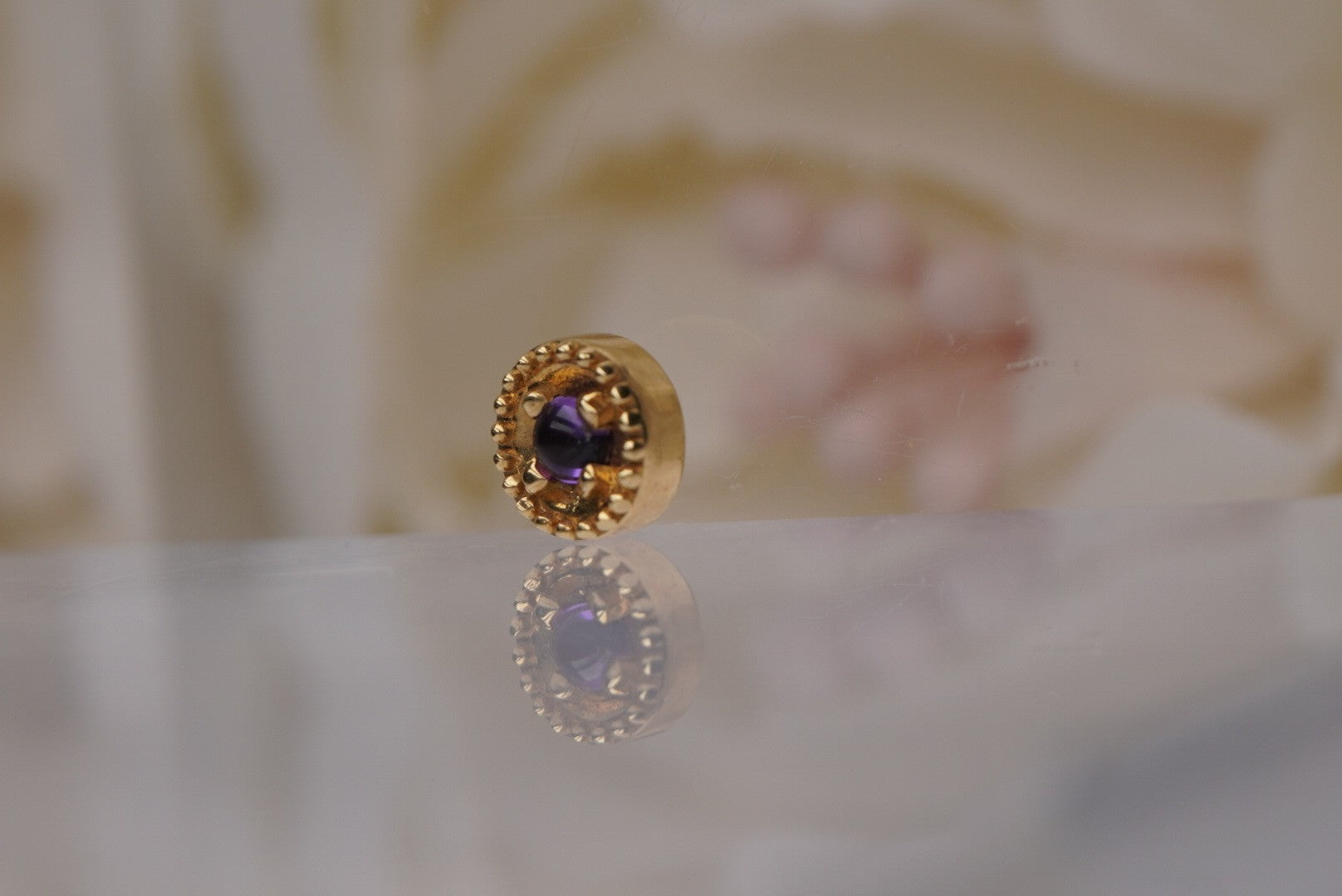 16g Round Harlequin with Amethyst