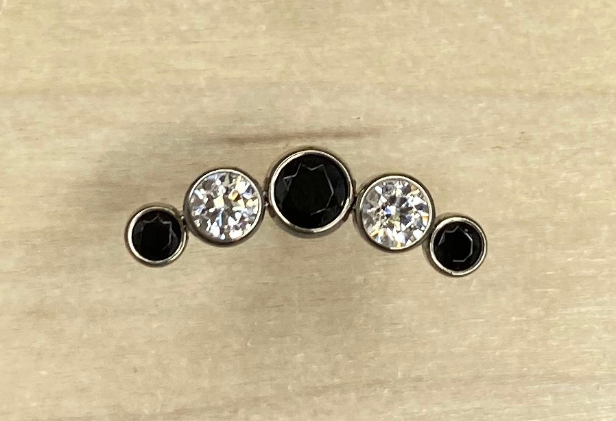 Bezel Prium- Black & White