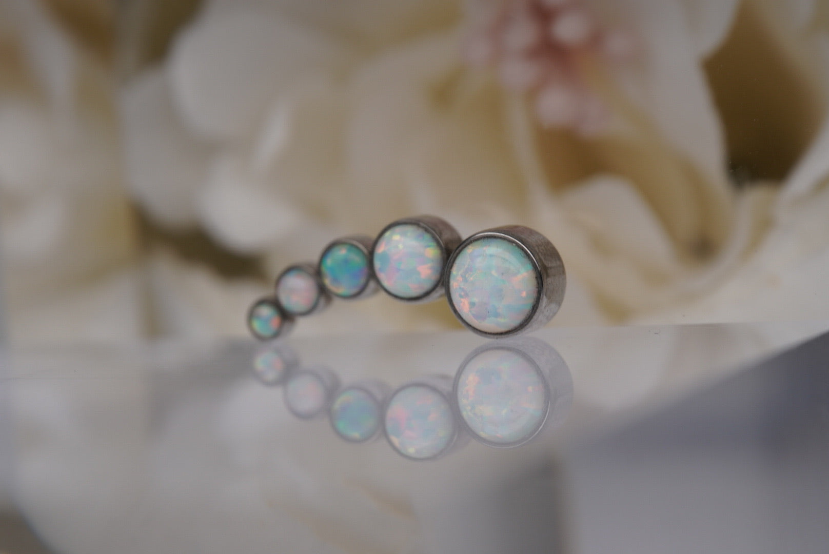 Bezel Prium-Large (White Opals)