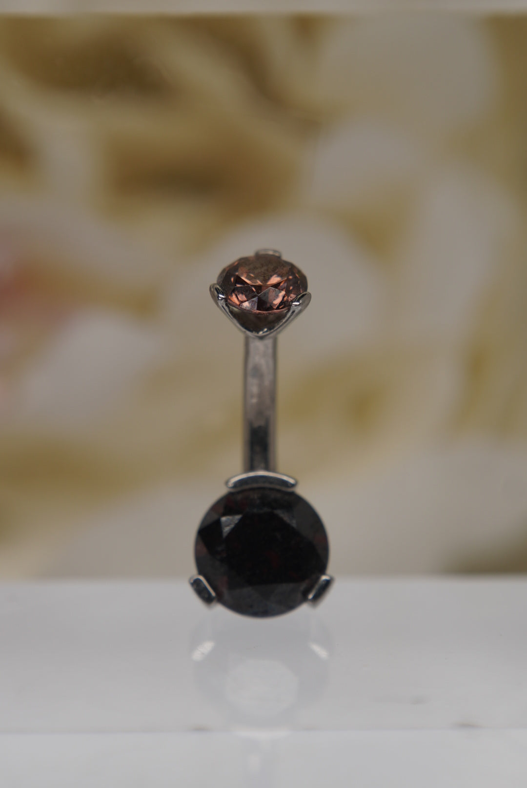 Brown Crystal Navel in a Prong Setting (4mm/6mm)