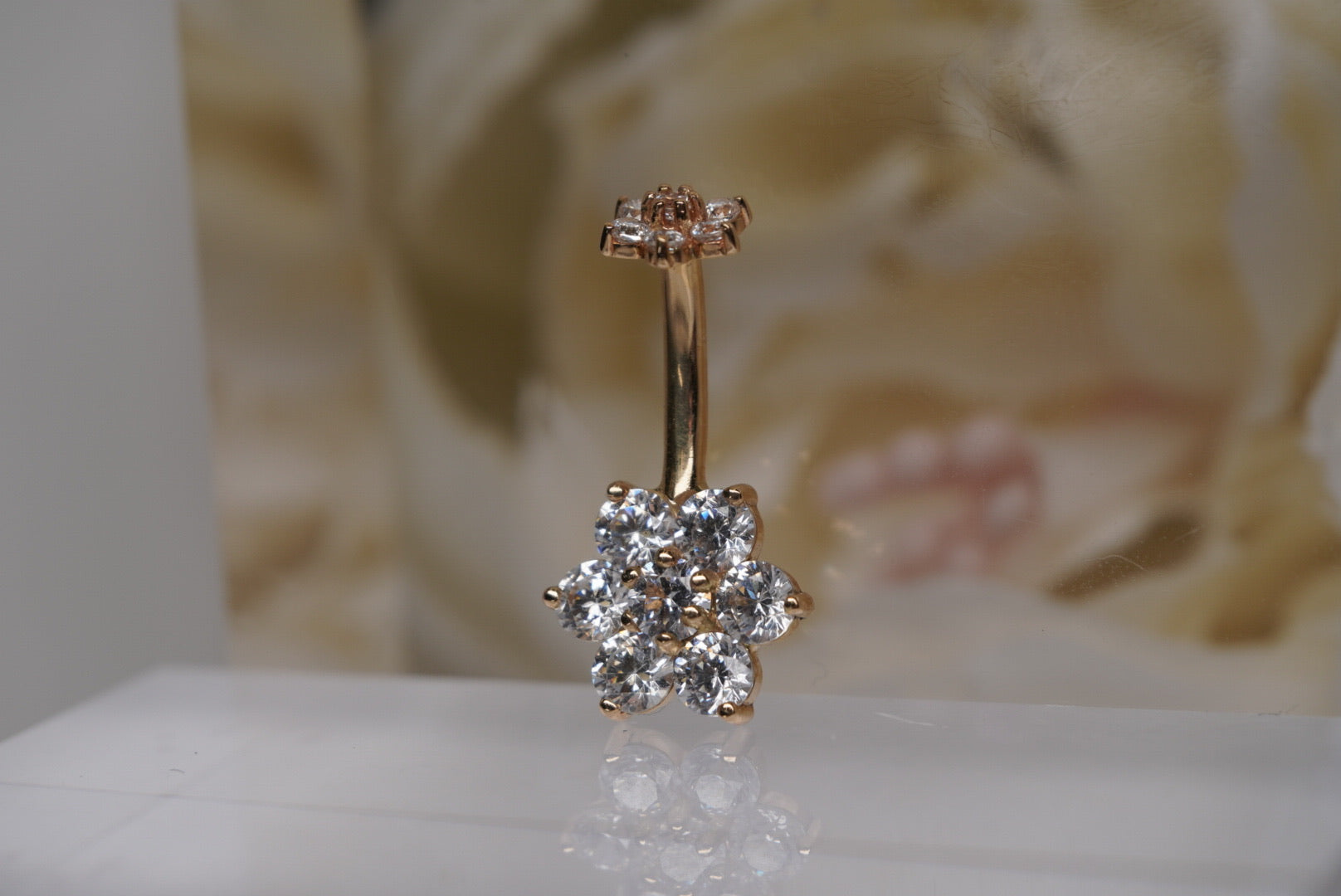 Flower Navel Curve