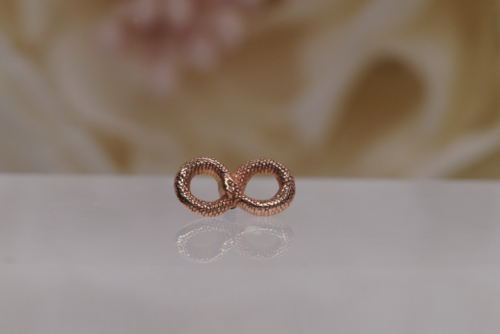 Infinity Snake in Gold-16g