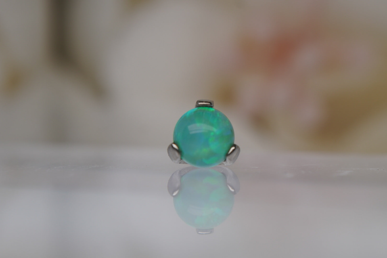 Lime Opal Prong Setting- 12/14g