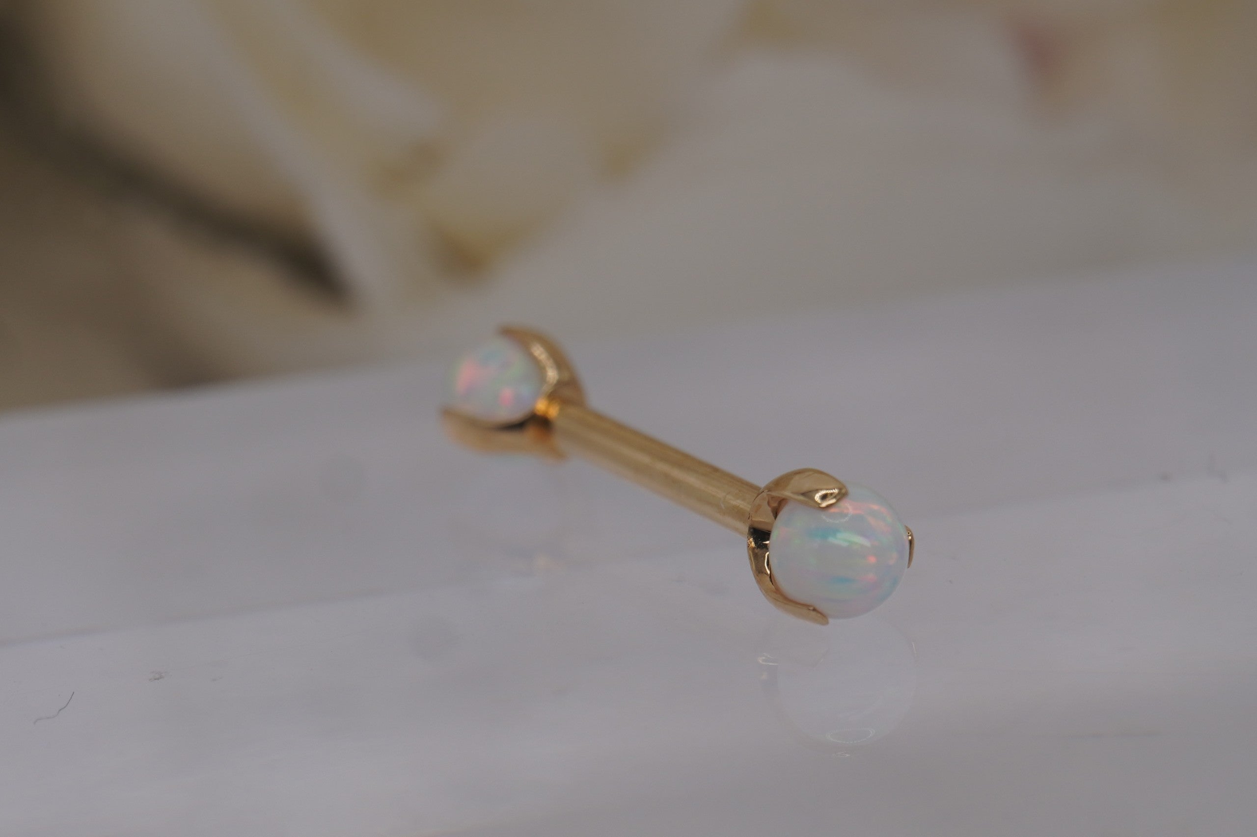 Prong Set 4mm White Opal Barbell