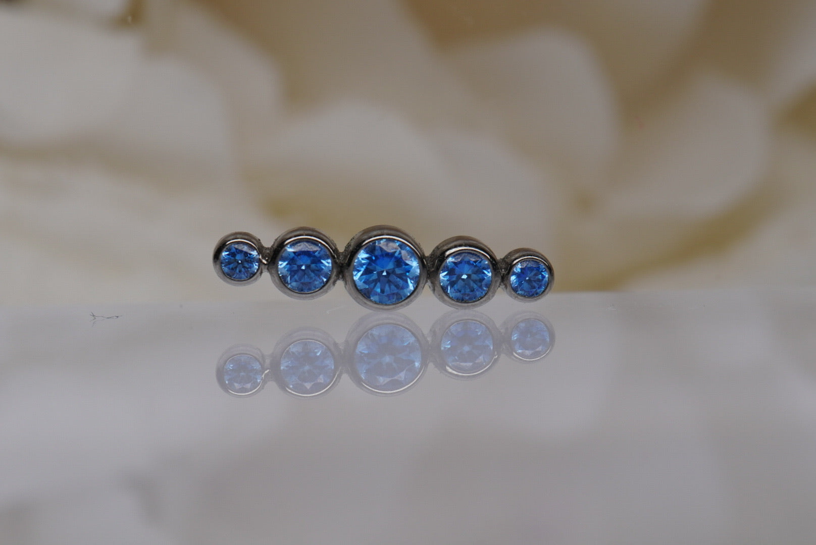 5-Gem Small in Arctic Blue- 12/14g