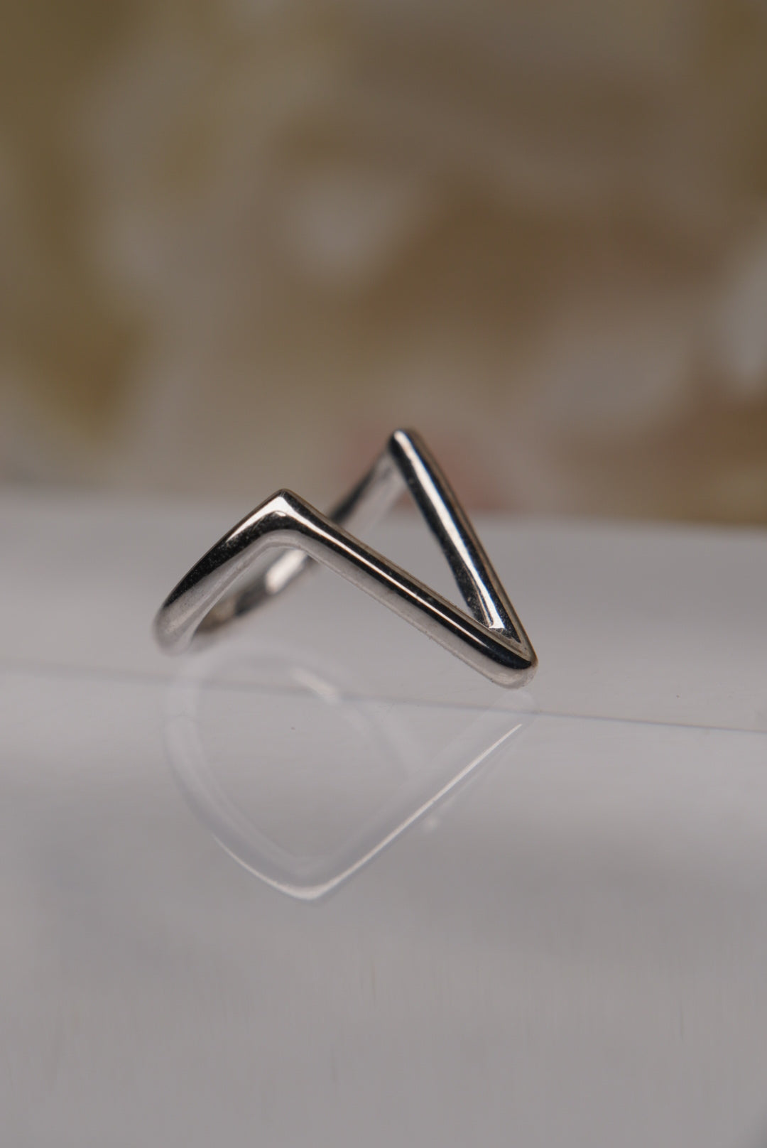 Perpendicular V-Ring