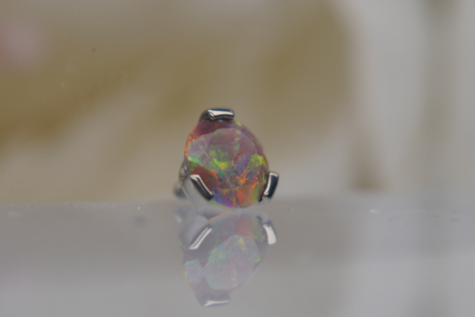 2.5mm Red Opal Faceted Prong- 16/18g