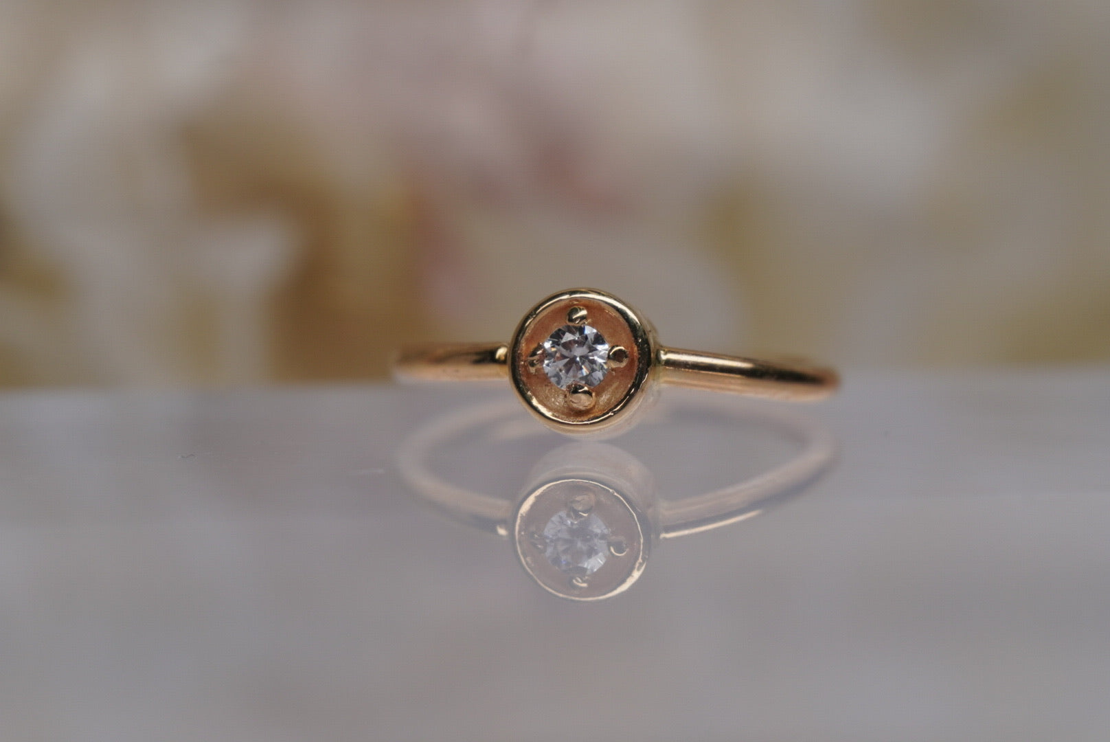 Star Set Side Facing Deco Ring