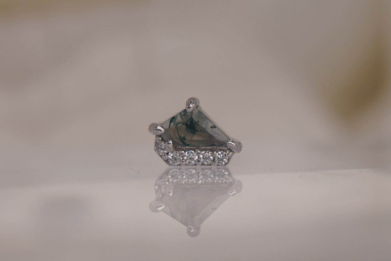 Elevate- Moss Agate