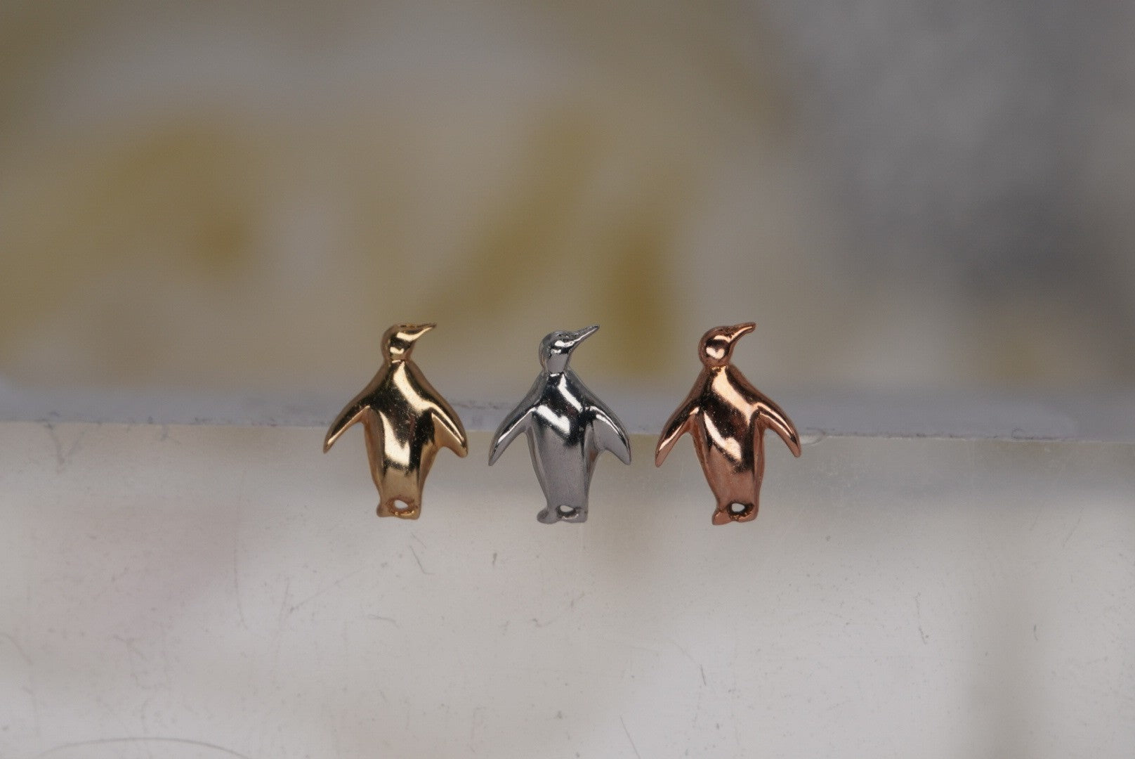 Happy Feet- Right Facing