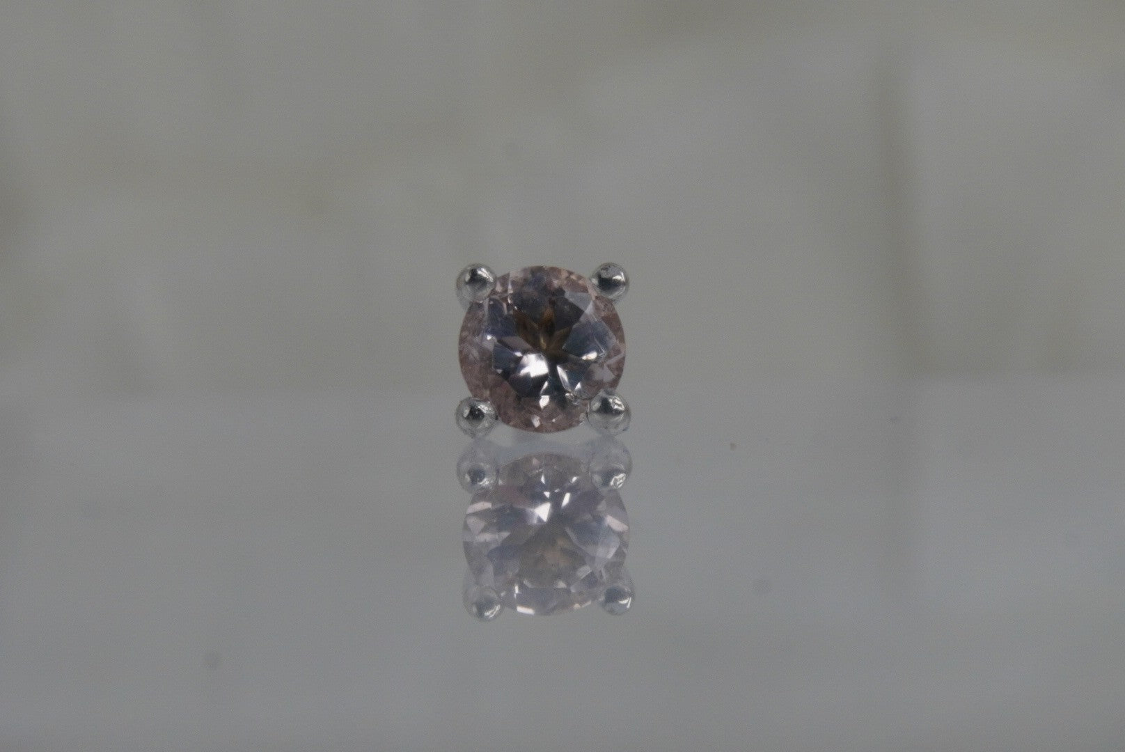 Prong with Morganite