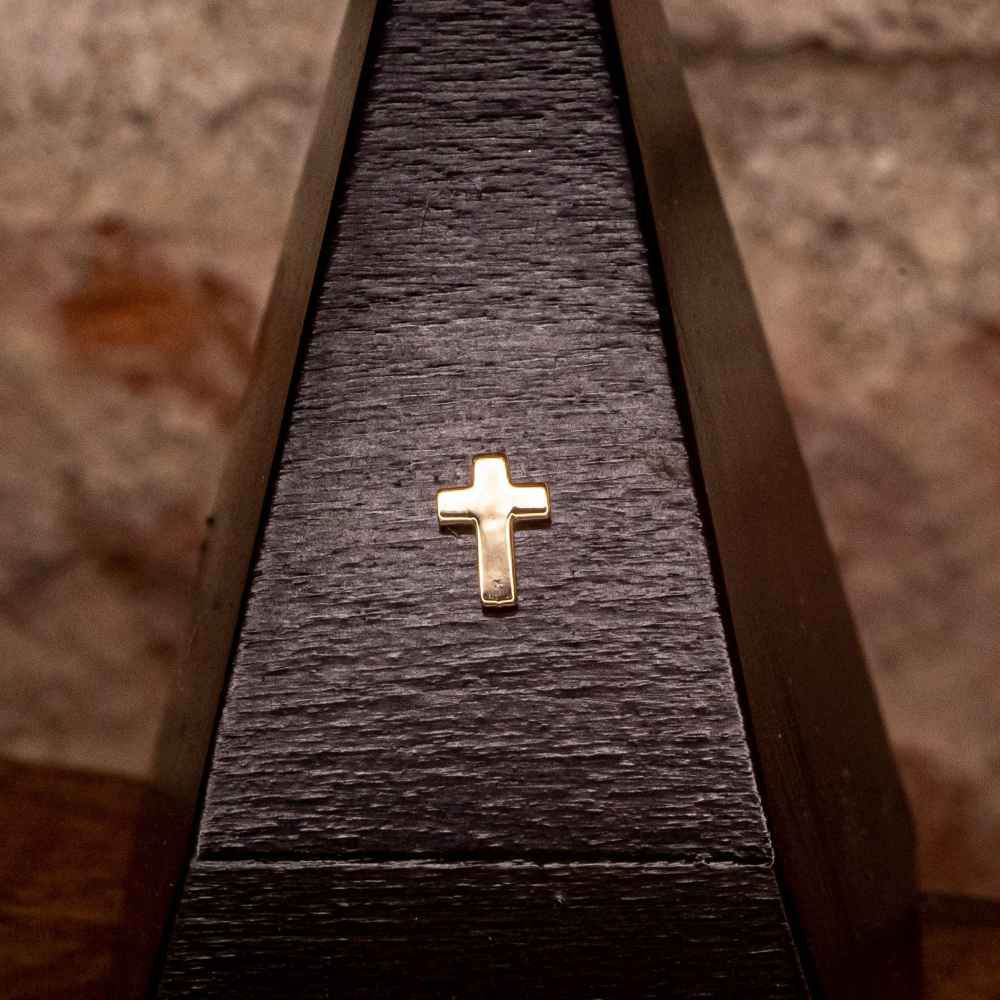 Cross in Gold