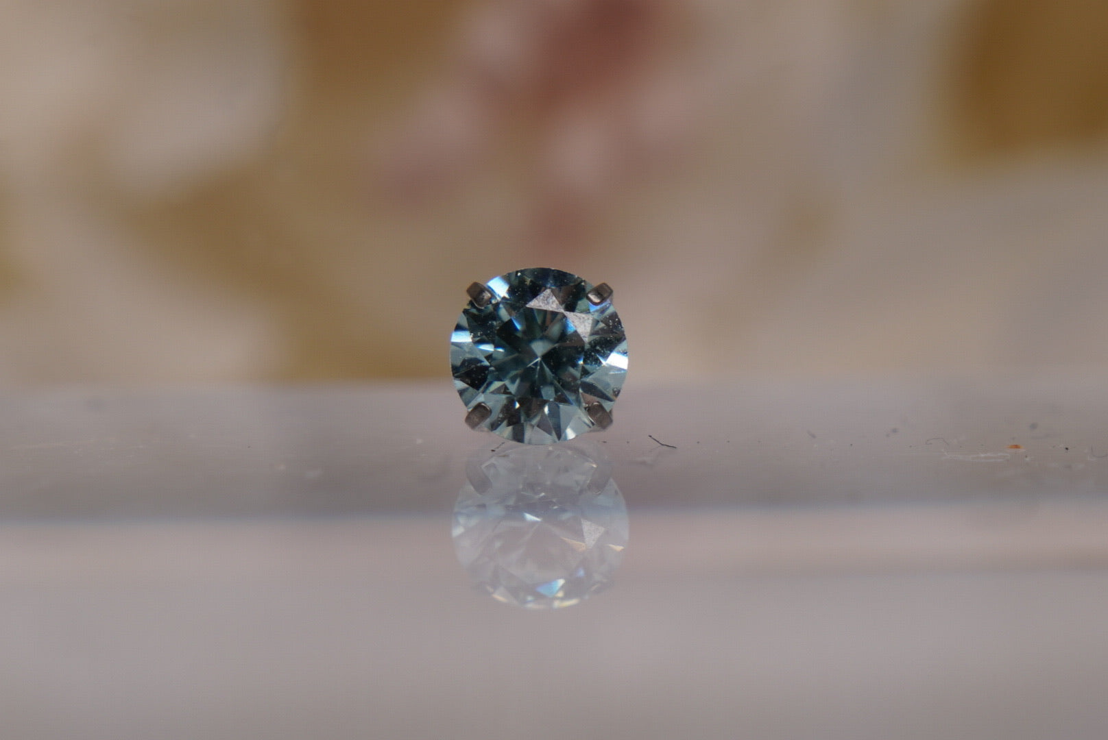 Frosty Mint Crystal- Prong
