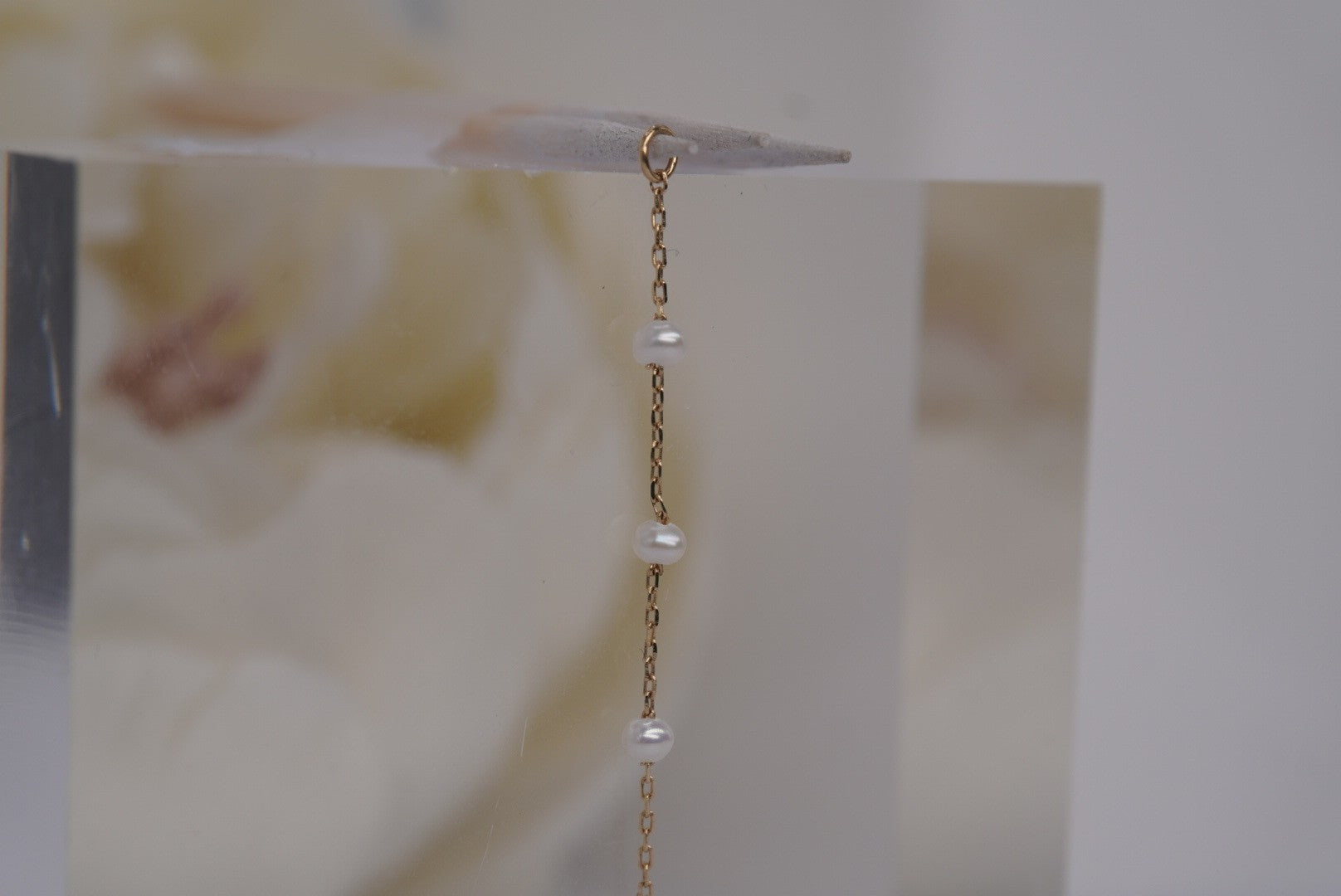 4-Bead Pearl Charm