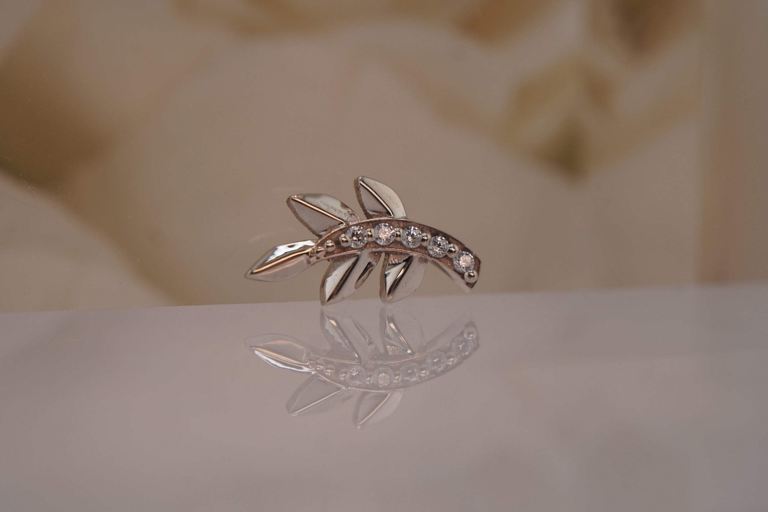 Walnut Leaf