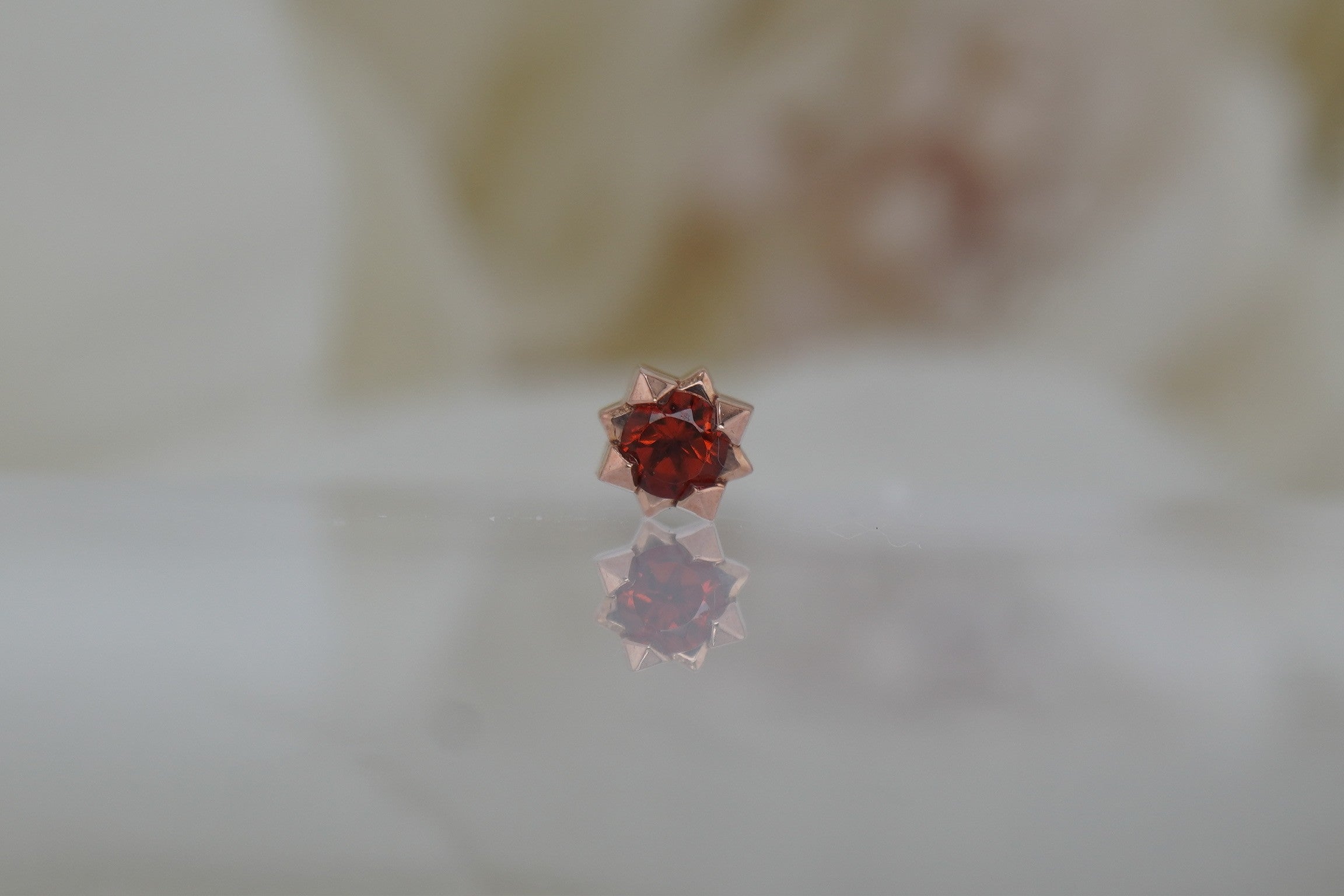 Stella with Garnet