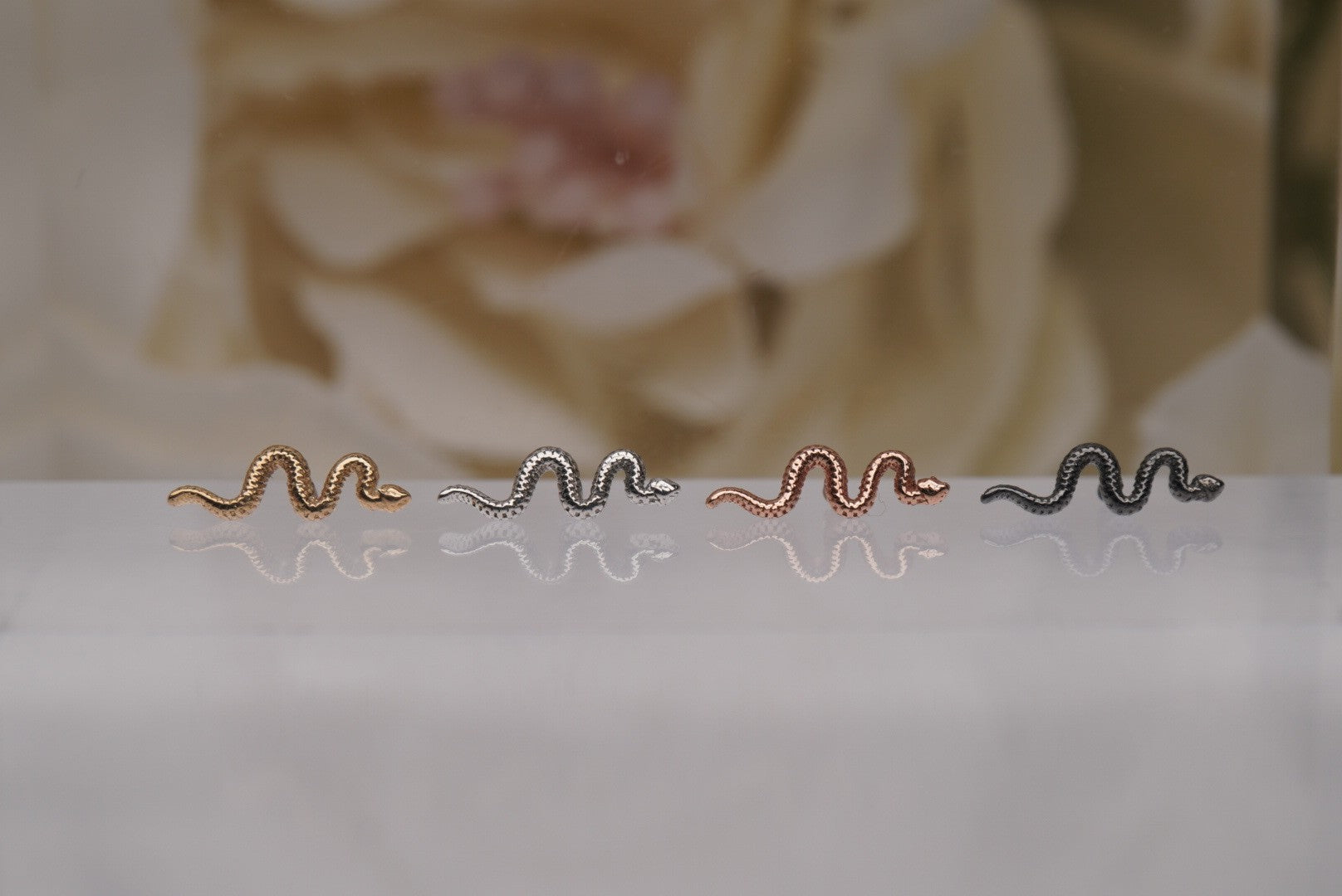 Snake in Gold- 16g