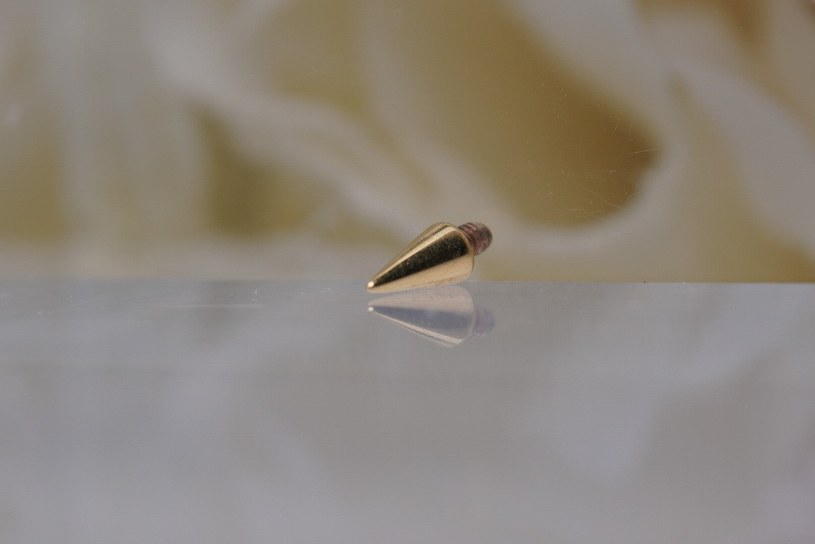 Long Spike in 12/14g Yellow Gold 3mm