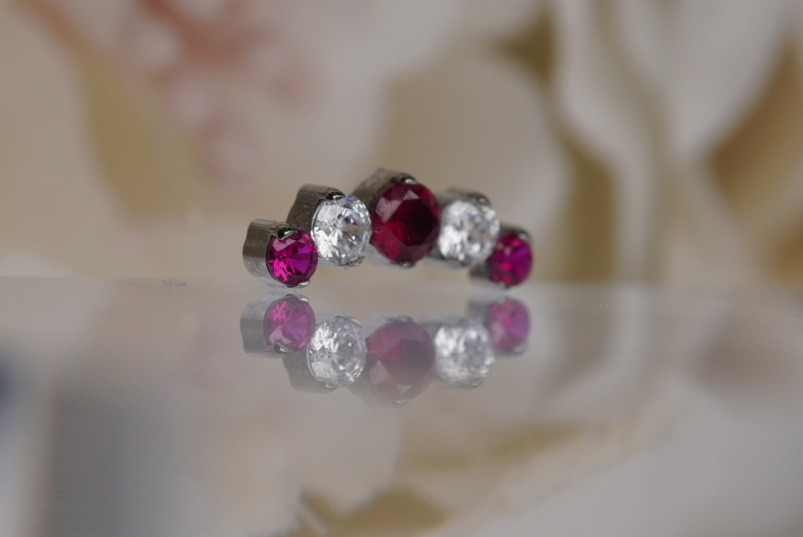 Dark Ruby Red & White Crystal Prium- 12/14g
