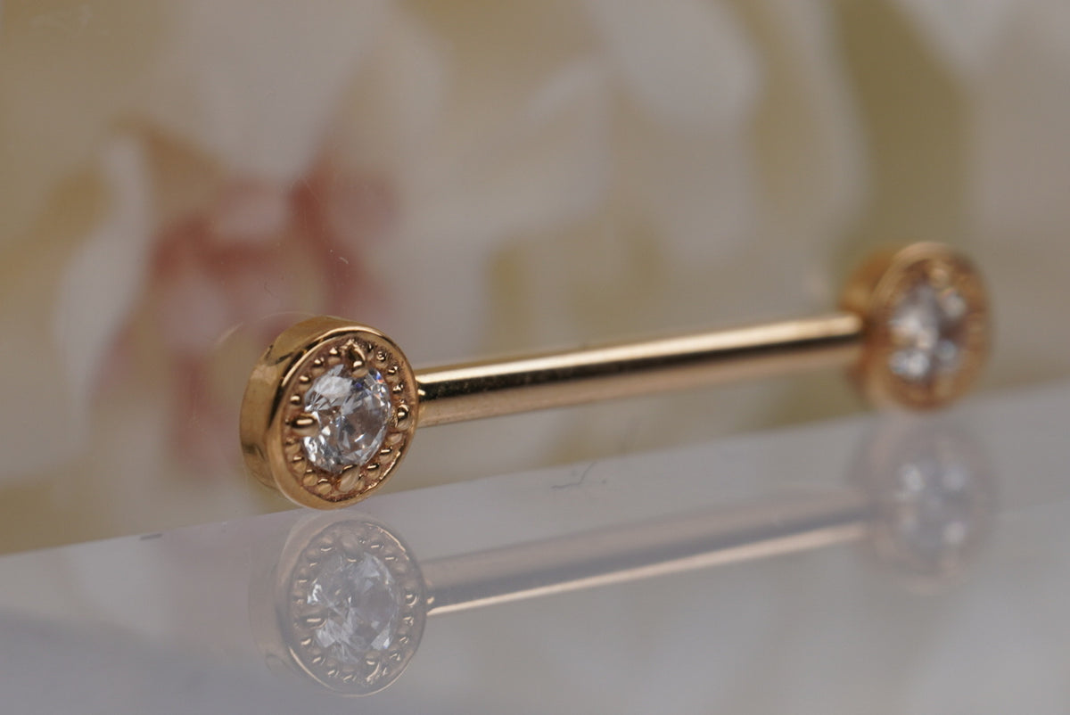 5mm Milgrain Side-Facing Prong in Gold with Crystals yellow gold side view