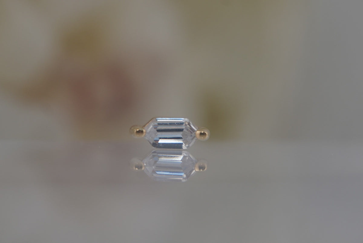 Buddha Jewelry Organics 14k 2x5mm "Oh! My My" THREADLESS with Crystal Yellow gold