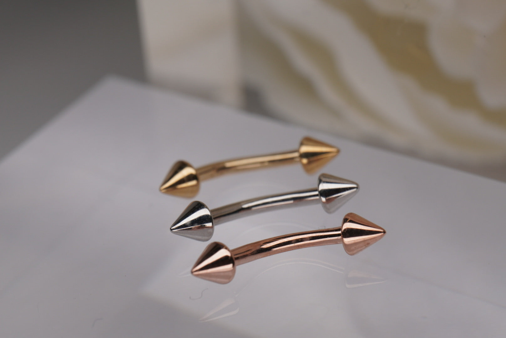 Curved Barbell with Spikes - 14G