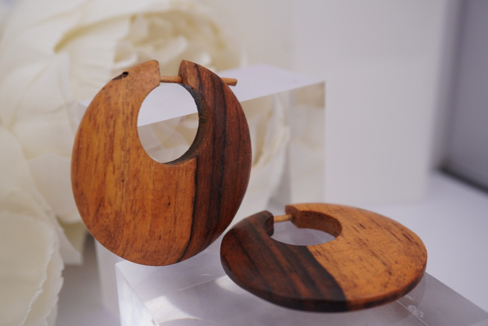 14g Two-Tone Wood Hoops