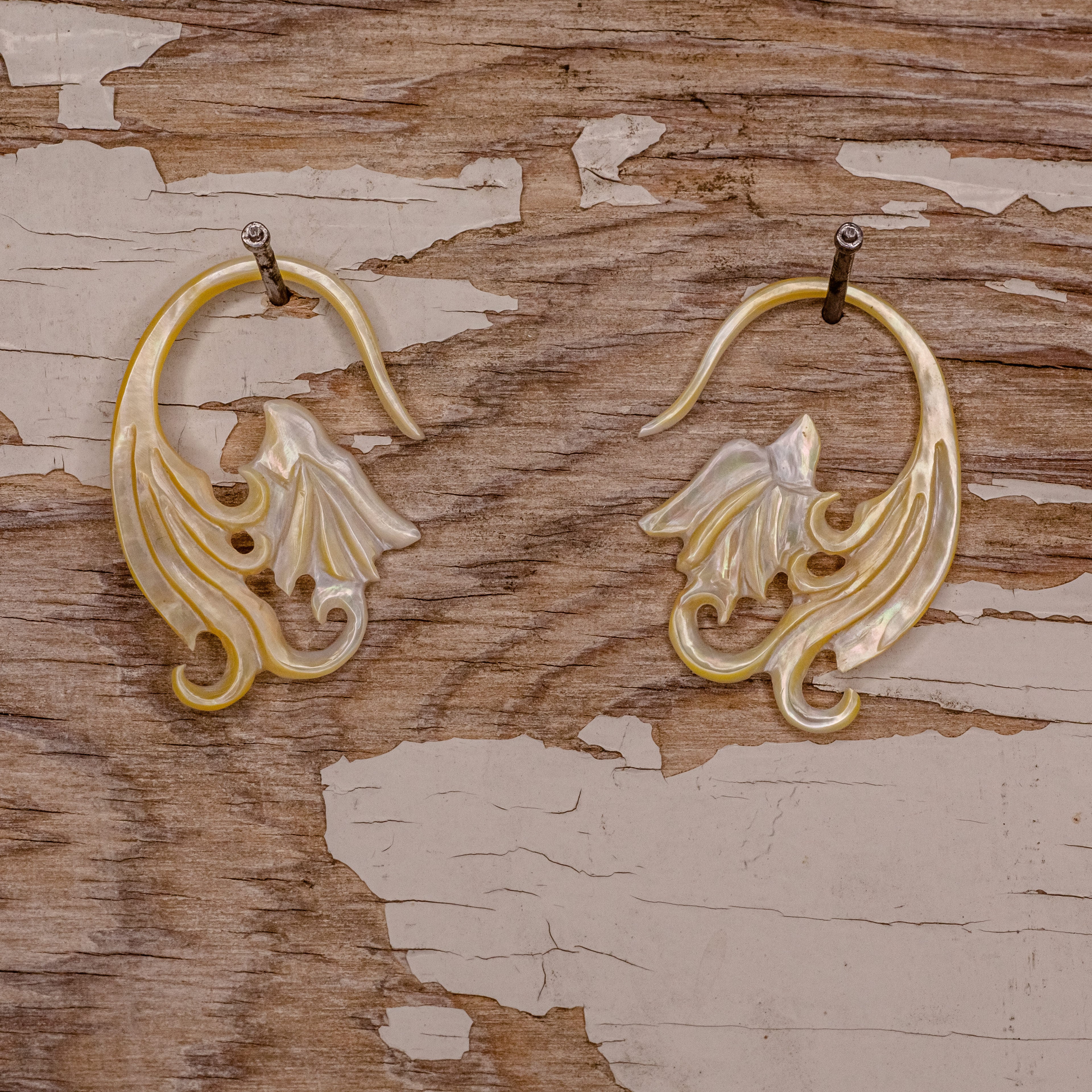 Mother of Pearl Dangle- 6g