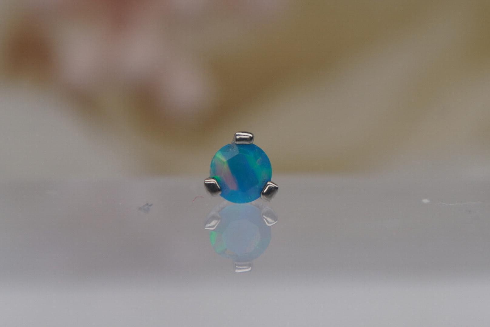 2.5mm Teal Opal Faceted Prong- 16/18g