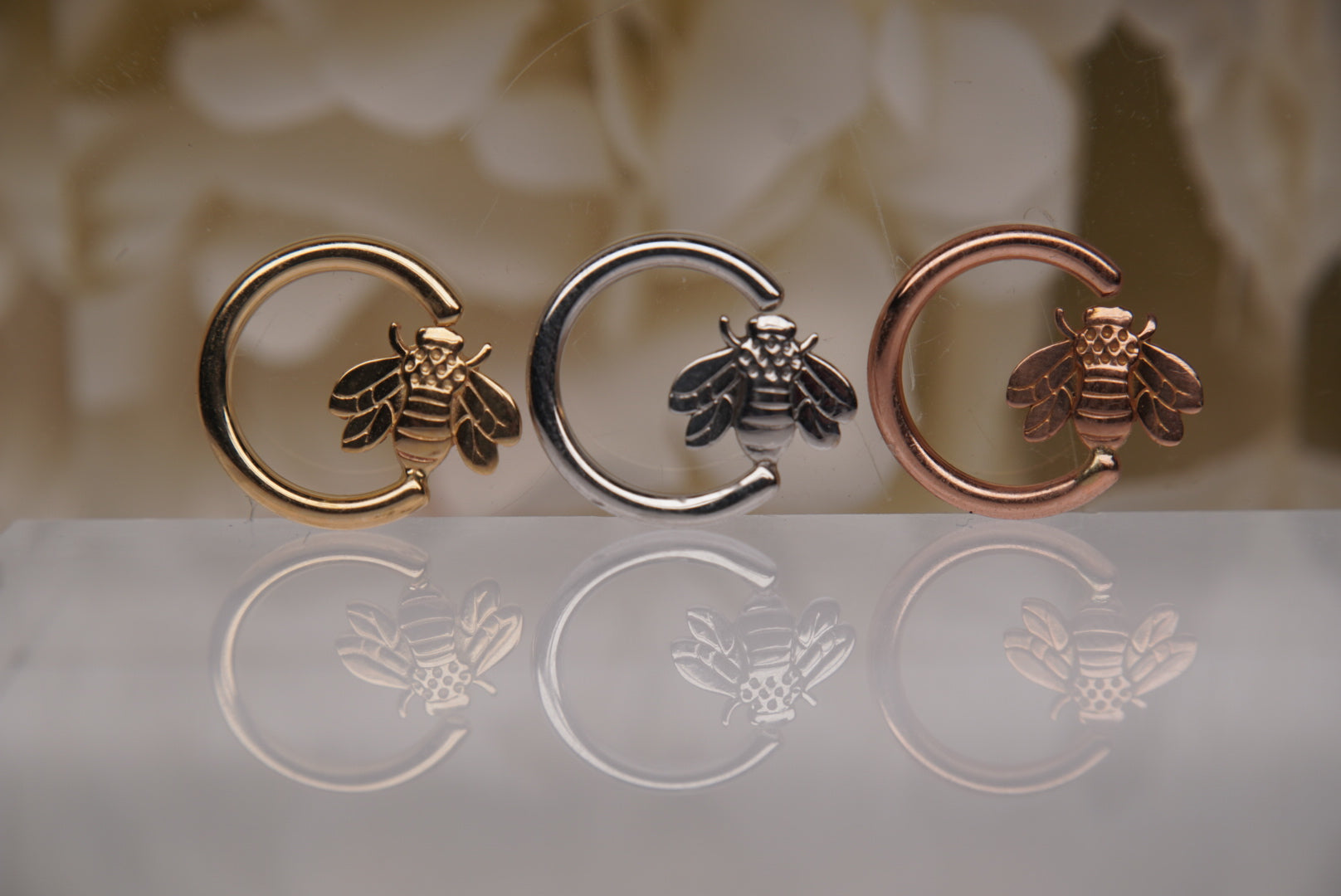 Bumble Bee Seamless Ring