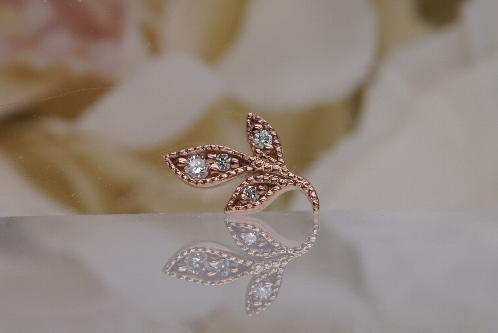 Mini Wisteria with Diamonds