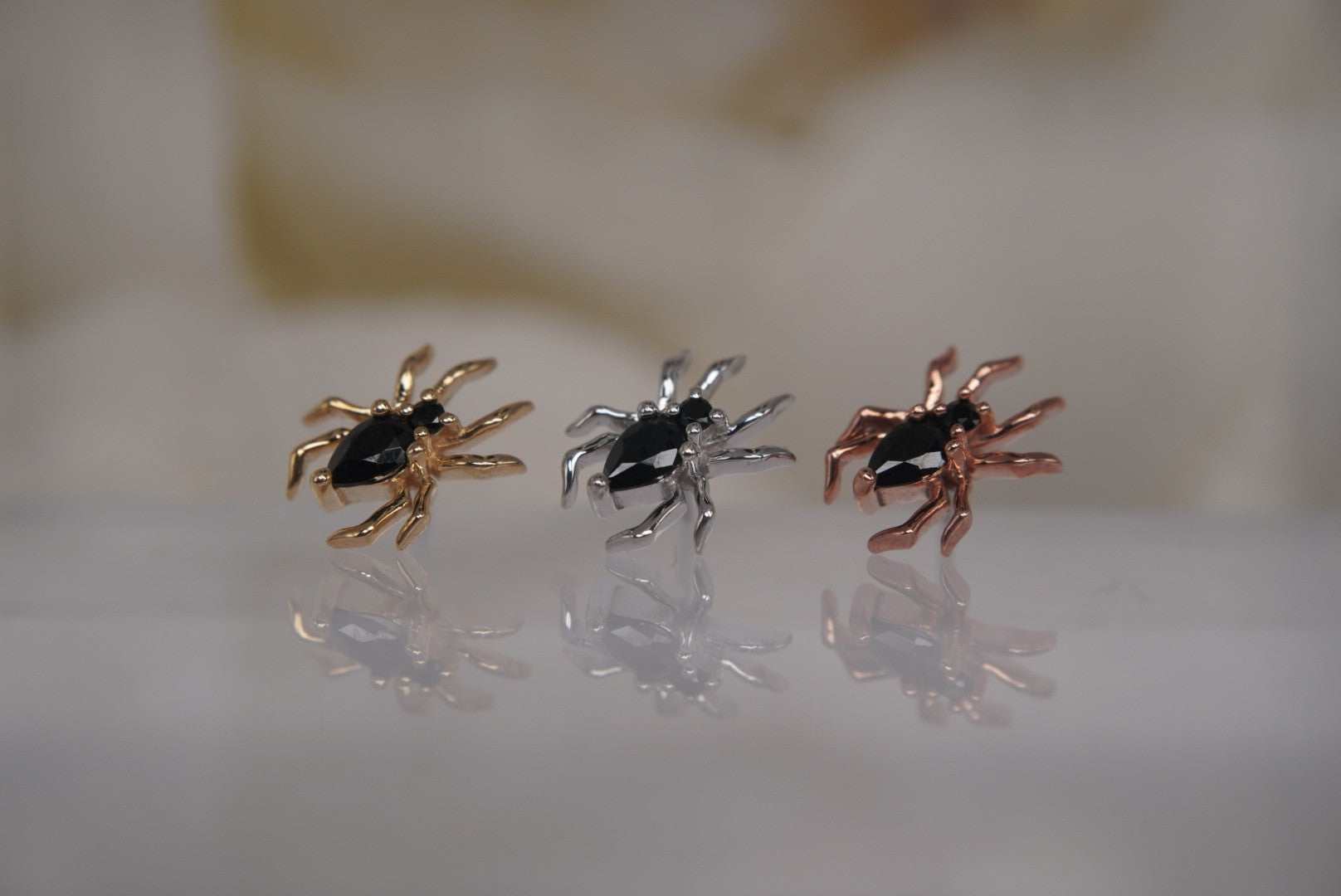 Arachne Spider - Black Spinel