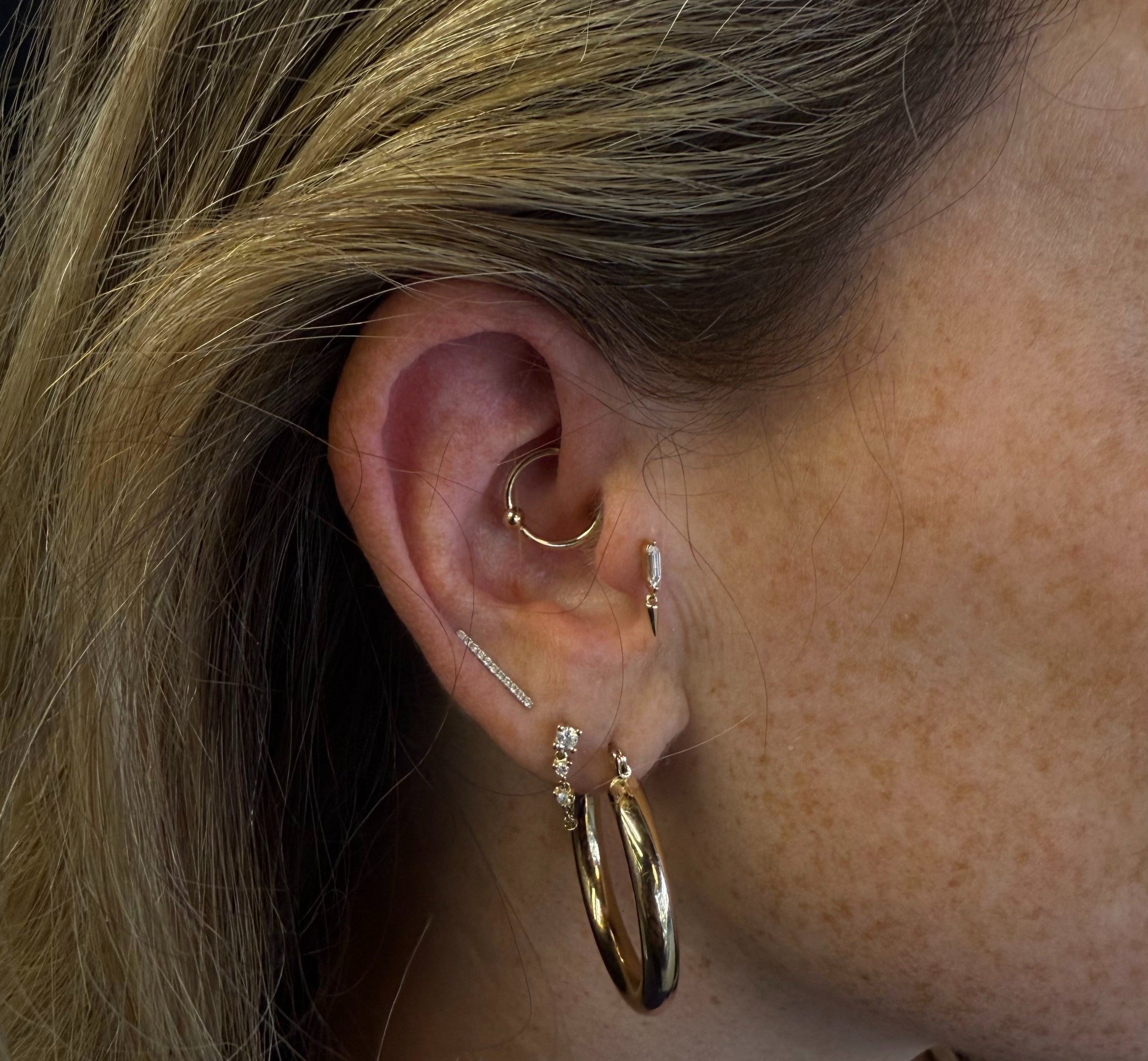 16g Fixed Bead Ring in Gold