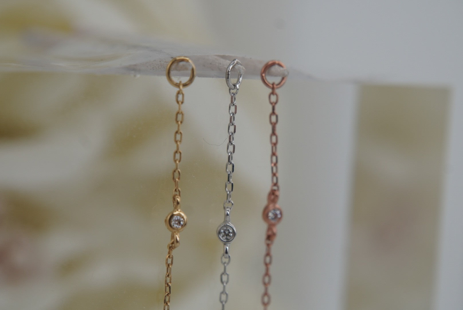 Single Chain with a Round Crystal