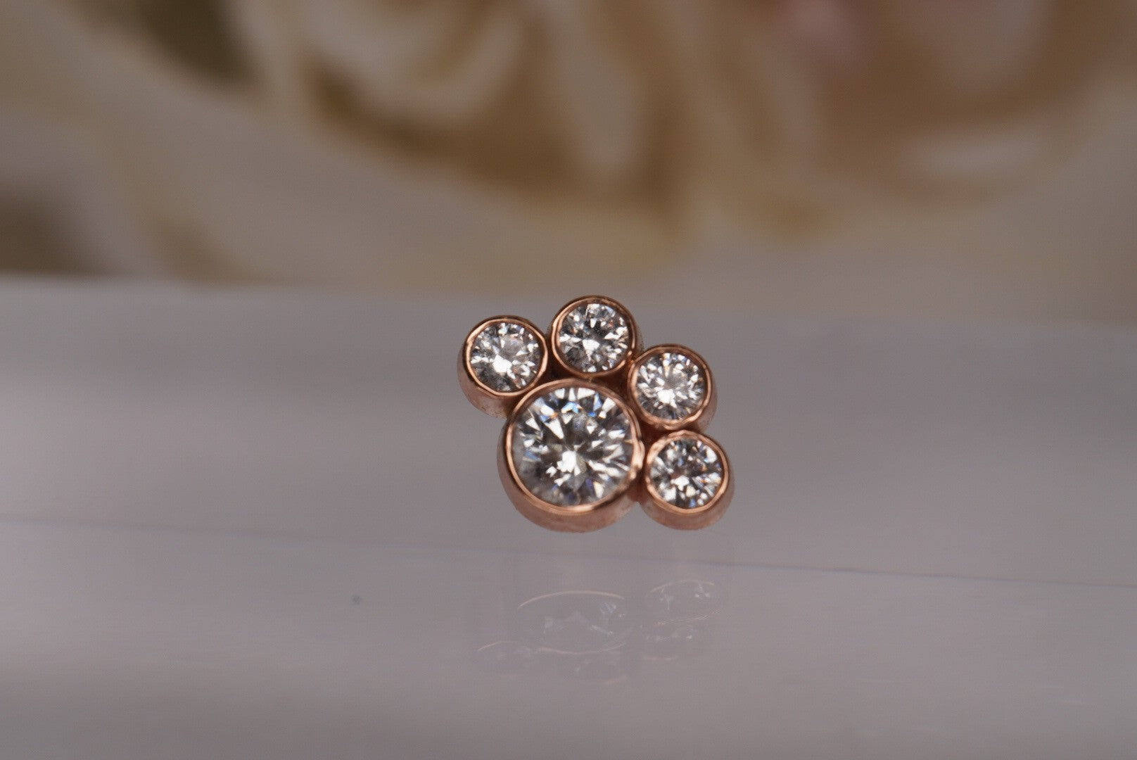 Paw Cluster in Gold