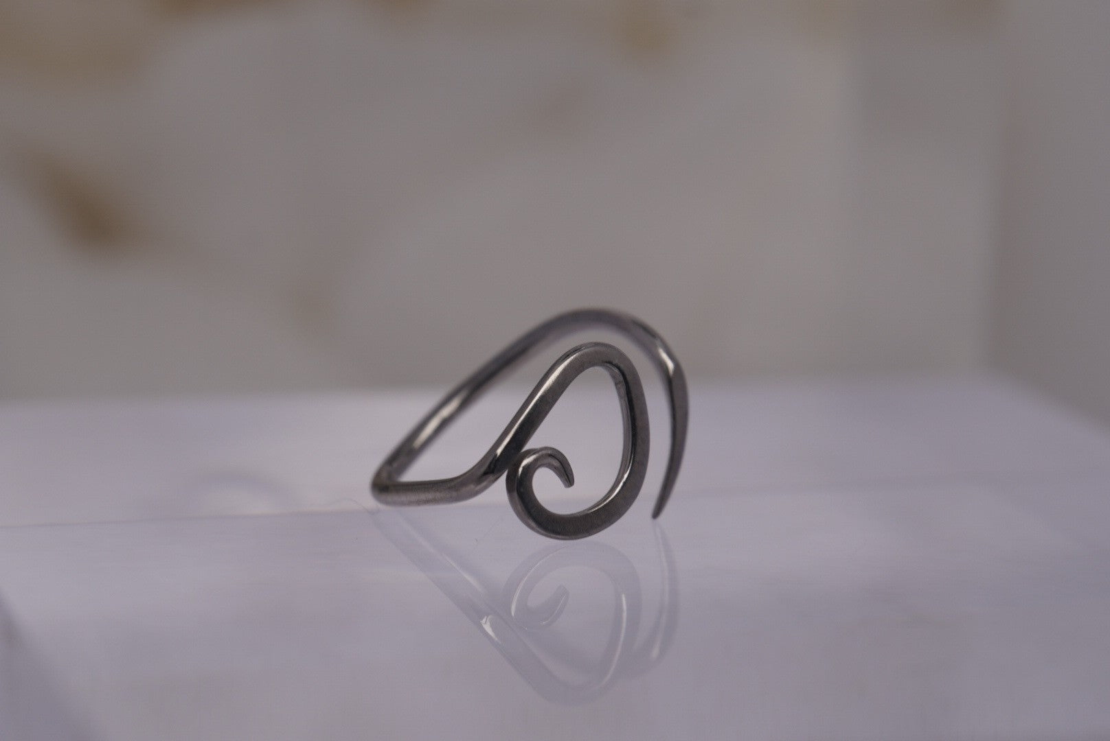 Interstellar Niobium Ring