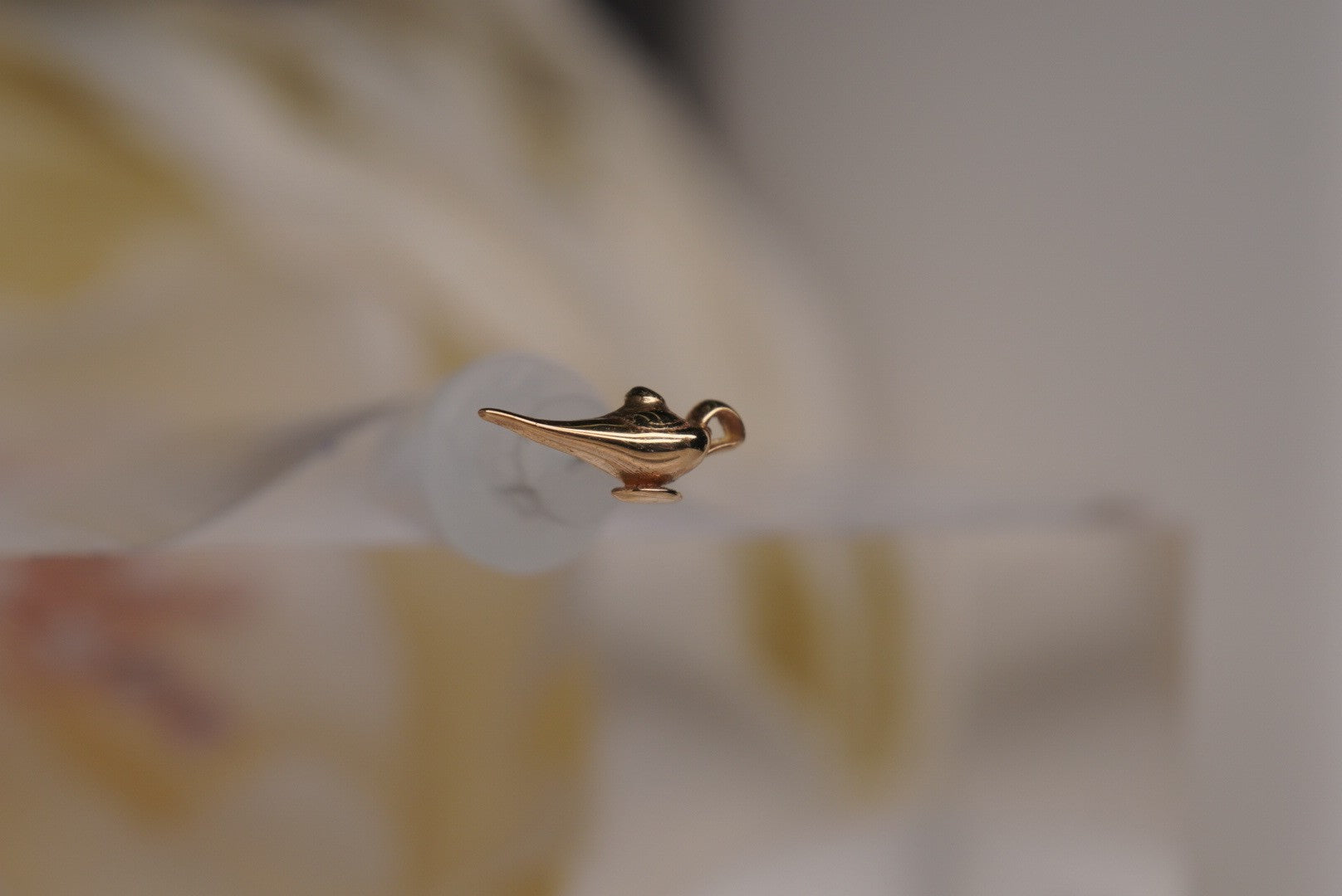 Genie Lamp in Gold