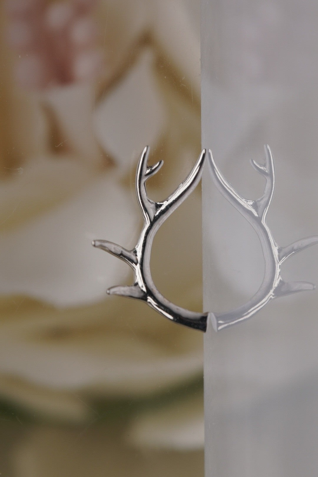Antler - Right Facing
