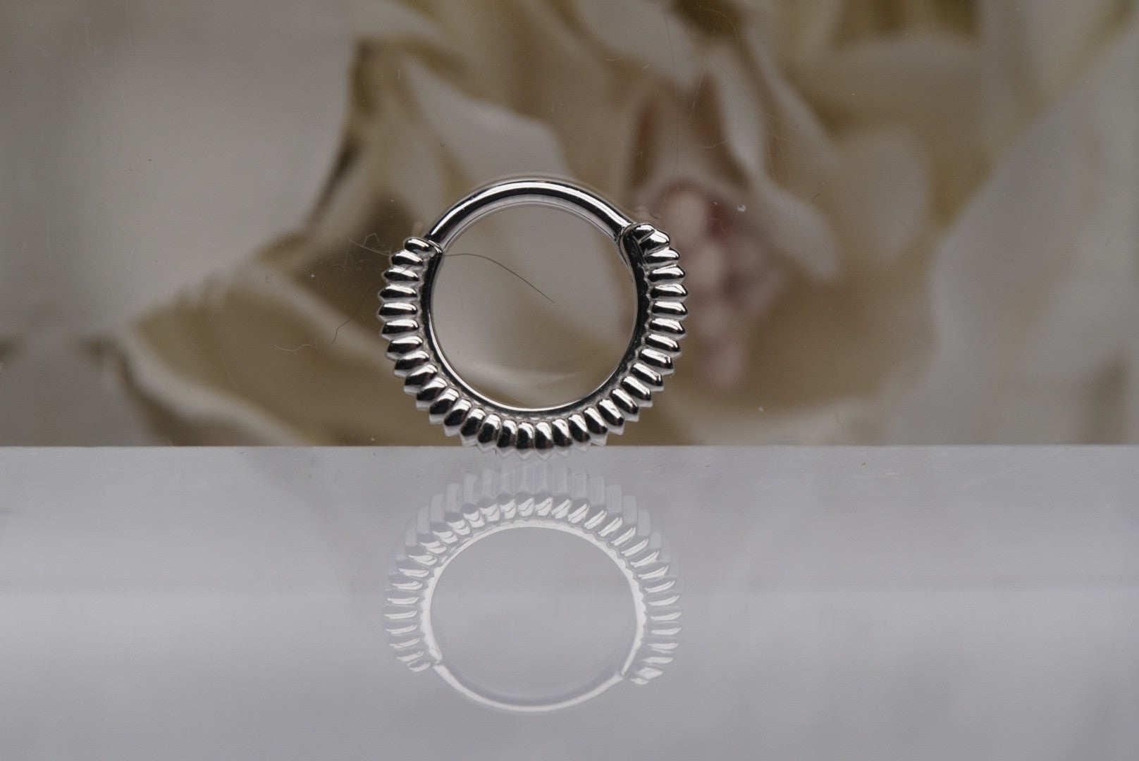Giger 14k Solid Gold Clicker