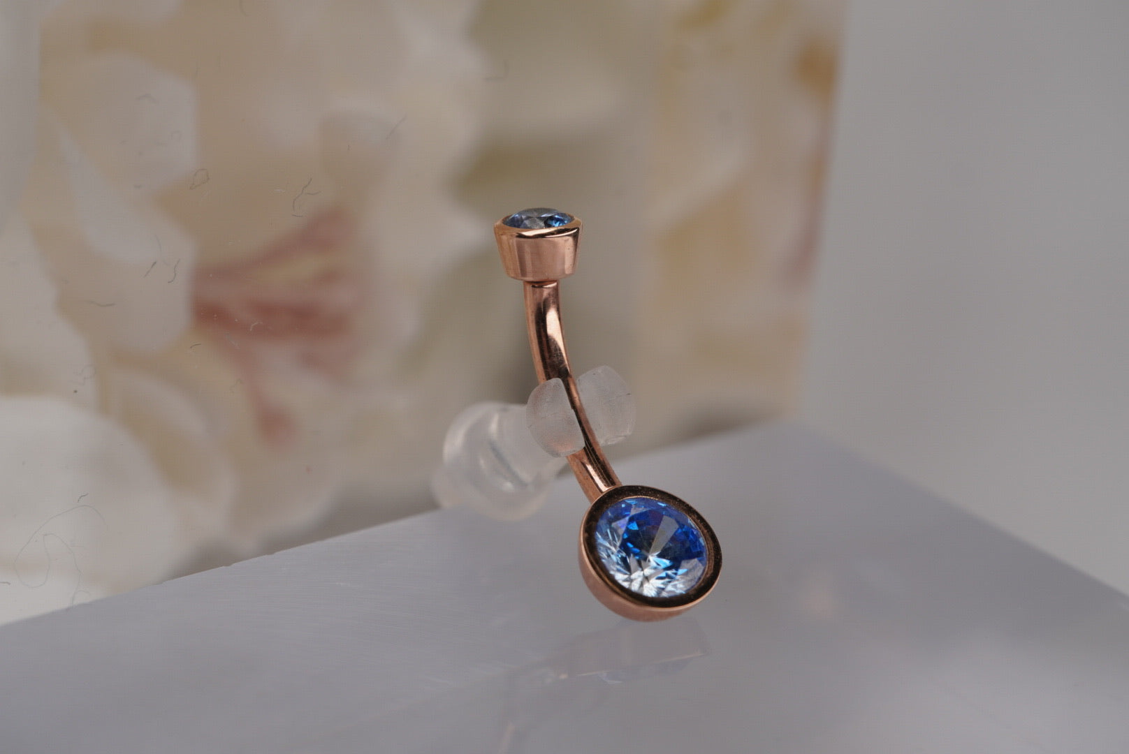 Arctic Blue Crystal in Rose Gold Navel