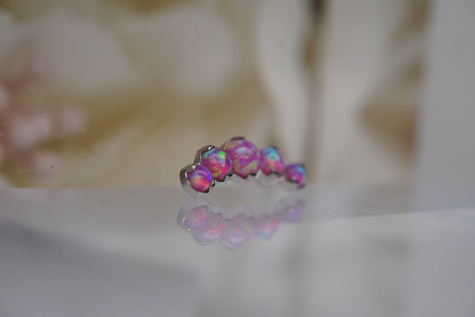 Prium (Magenta Opal)