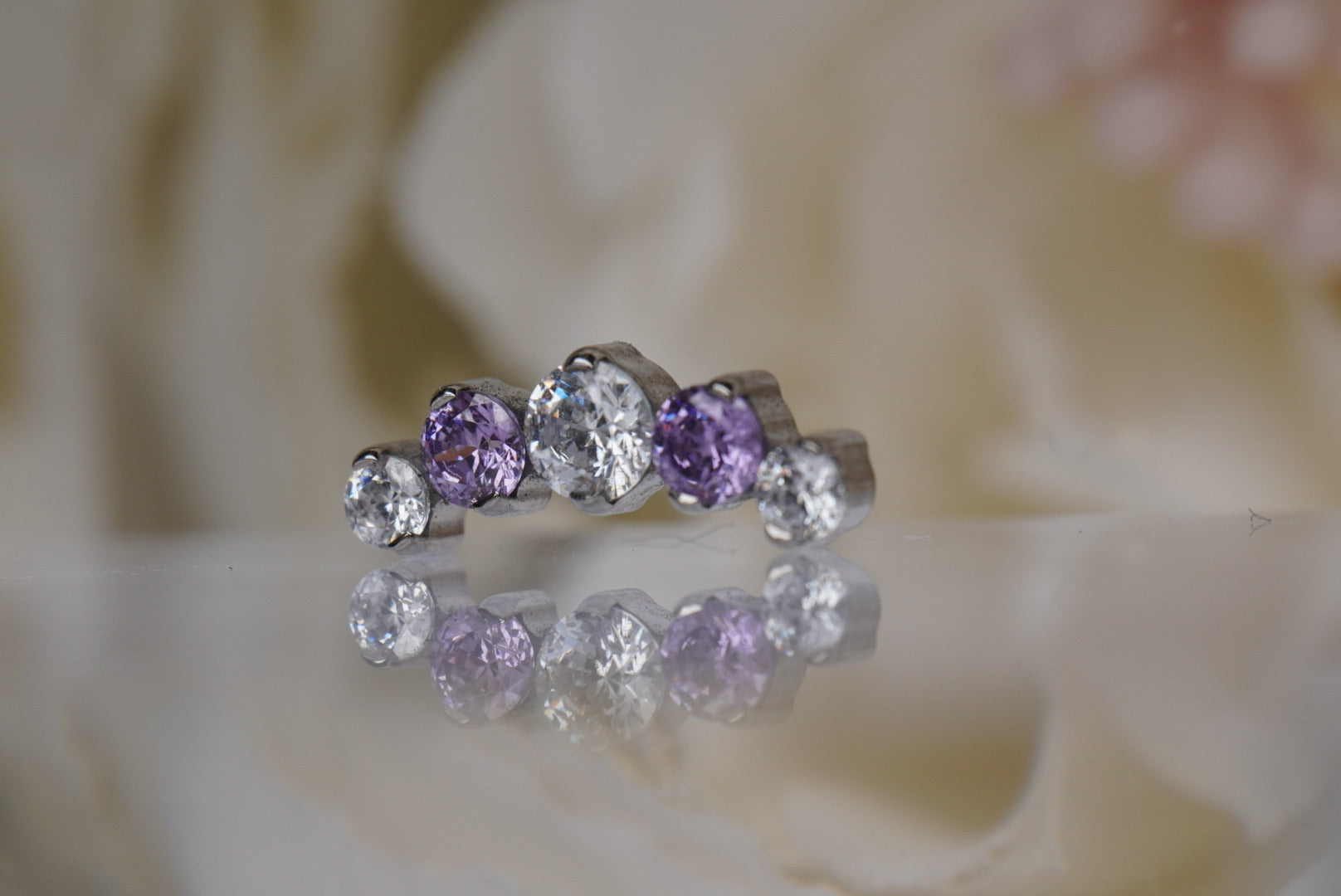 White & Purple Crystal Prium- 12/14g