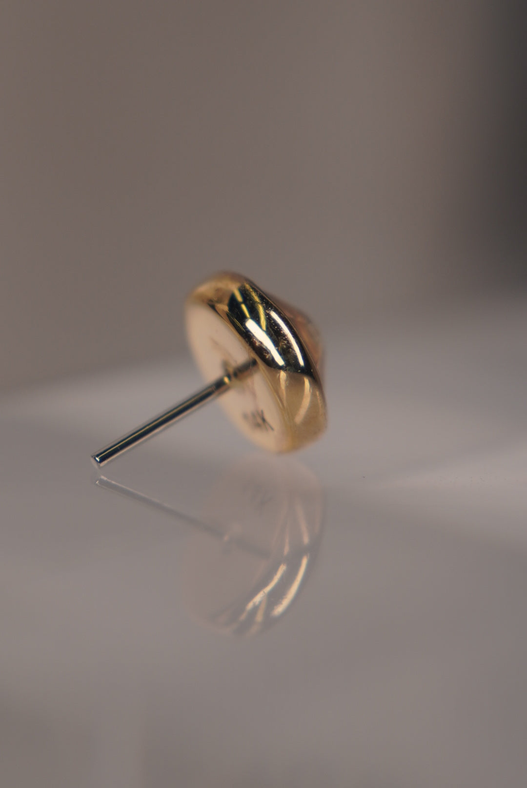 Adamant Gold Flat Faceted Bezel