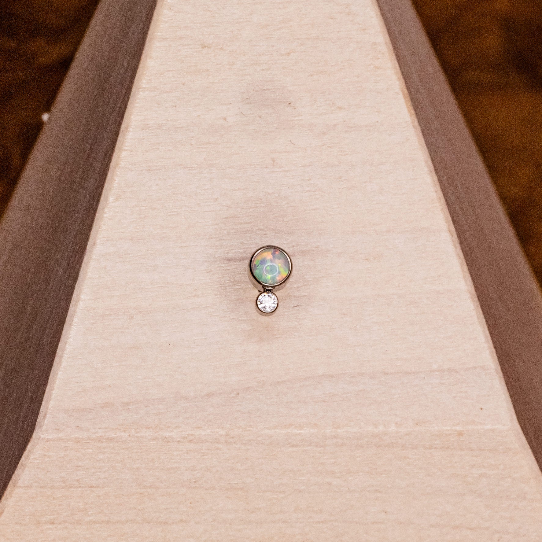 2-Gem (White Opal with White)-12/14g