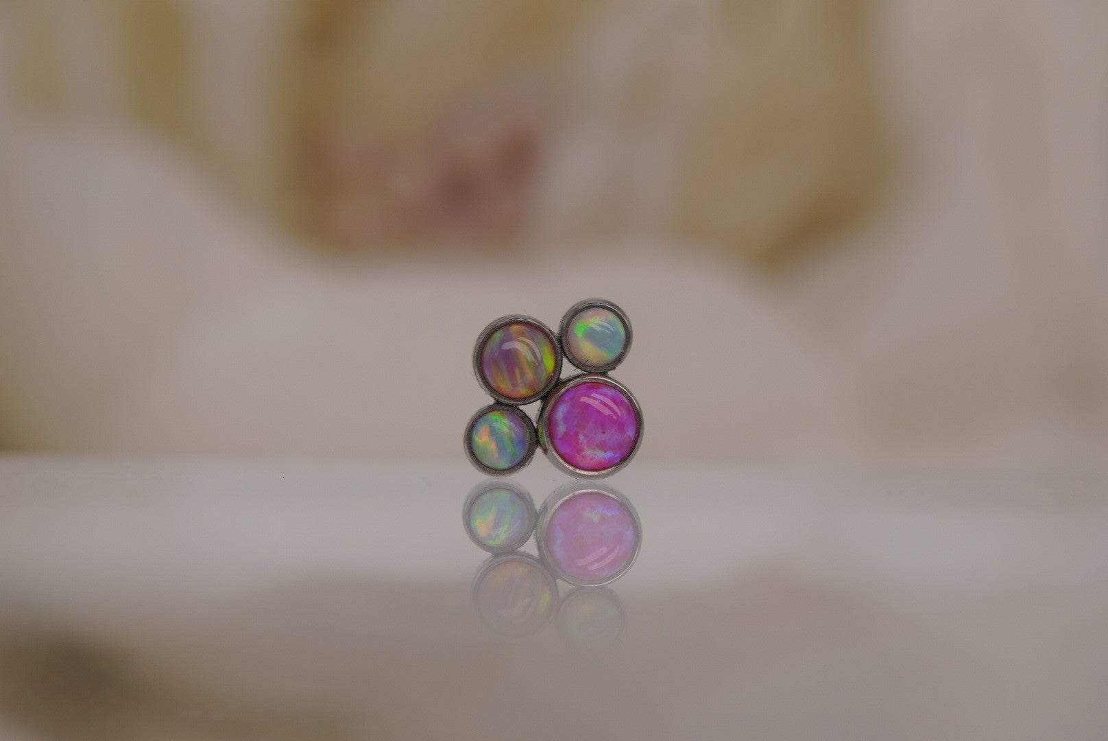 Caeli (Pink & White Opals) 16g