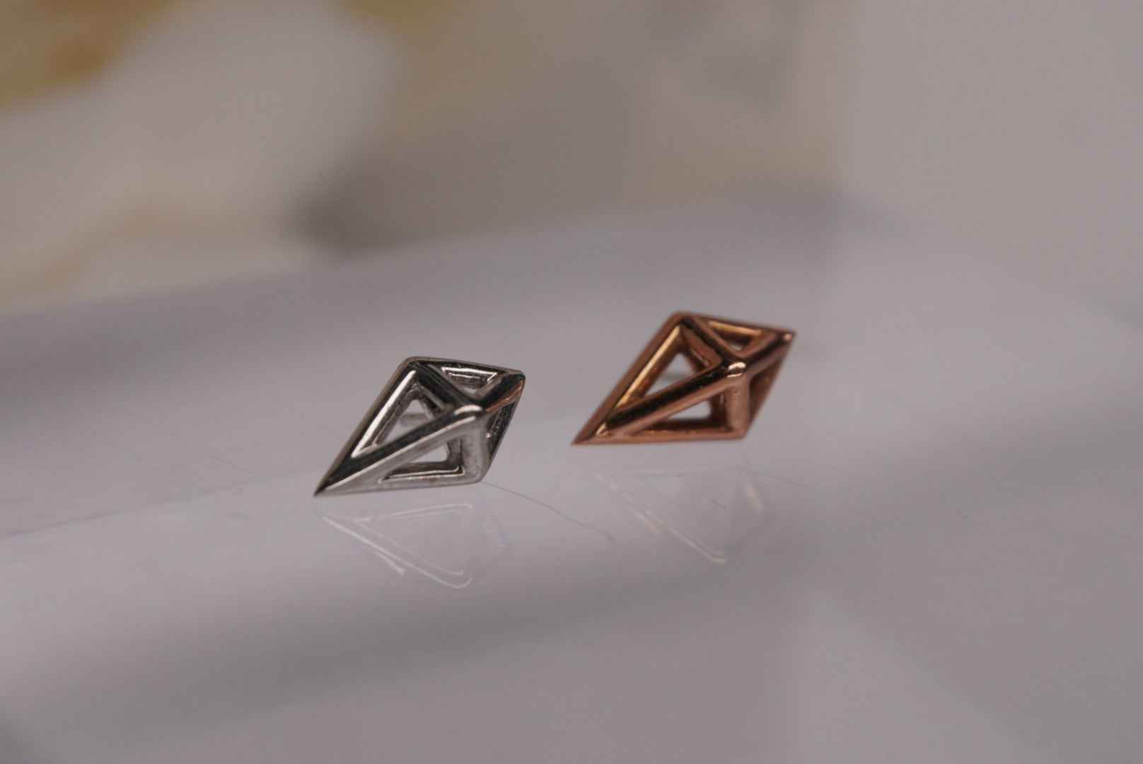 Diamond Cube in Gold