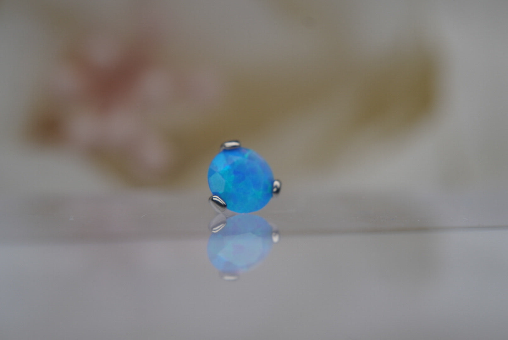 4mm Capri Blue Opal Faceted Prong- 16/18g